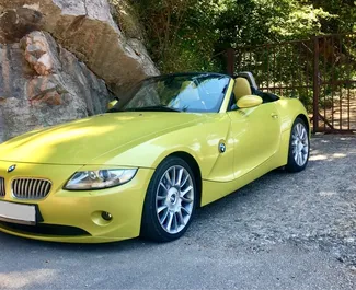 Vooraanzicht van een huurauto BMW Z4 in Budva, Montenegro ✓ Auto #4254. ✓ Transmissie Automatisch TM ✓ 1 beoordelingen.