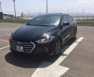 Vooraanzicht van een huurauto Hyundai Elantra in Tbilisi, Georgië ✓ Auto #4189. ✓ Transmissie Automatisch TM ✓ 1 beoordelingen.
