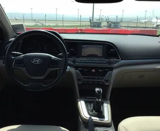 Hyundai Elantra 2019 beschikbaar voor verhuur in Tbilisi, met een kilometerlimiet van onbeperkt.