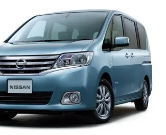 Vooraanzicht van een huurauto Nissan Serena in Ayia Napa, Cyprus ✓ Auto #4243. ✓ Transmissie Automatisch TM ✓ 0 beoordelingen.