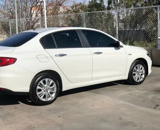 Autohuur Fiat Egea Multijet 2020 in in Turkije, met Benzine brandstof en 90 pk ➤ Vanaf 18 USD per dag.