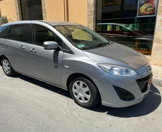 Vooraanzicht van een huurauto Mazda Premacy in Larnaca, Cyprus ✓ Auto #4379. ✓ Transmissie Automatisch TM ✓ 0 beoordelingen.