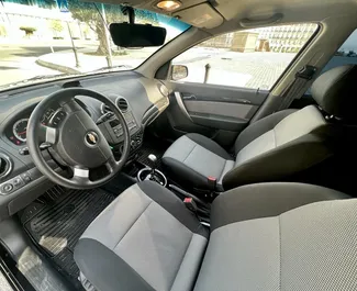 Verhuur Chevrolet Aveo. Economy Auto te huur in Azerbeidzjan ✓ Borg van Borg van 250 AZN ✓ Verzekeringsmogelijkheden TPL, CDW.