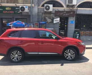 Autohuur Mitsubishi Outlander 2017 in in Georgië, met Benzine brandstof en 227 pk ➤ Vanaf 140 GEL per dag.