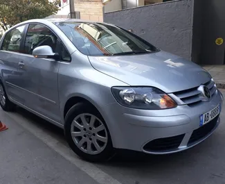 Autohuur Volkswagen Golf Plus 2008 in in Albanië, met Diesel brandstof en 104 pk ➤ Vanaf 40 EUR per dag.