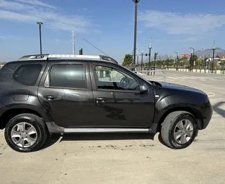 Verhuur Dacia Duster. Economy, Comfort, Crossover Auto te huur in Albanië ✓ Borg van Borg van 100 EUR ✓ Verzekeringsmogelijkheden TPL, FDW.