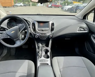 Chevrolet Cruze 2018 met Vooraandrijving systeem, beschikbaar in Tbilisi.