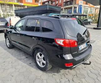 Diesel motor van 2,2L van Hyundai Santa Fe 2009 te huur in Tirana.