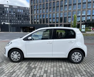 Autohuur Volkswagen Up! #4890 Automatisch Praag, uitgerust met 1,0L motor ➤ Van Alexandr in Tsjechië.