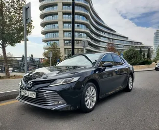 Vooraanzicht van een huurauto Toyota Camry Baku Luchthaven, Azerbeidzjan ✓ Auto #5181. ✓ Transmissie Automatisch TM ✓ 1 beoordelingen.