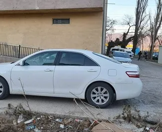 Autohuur Toyota Camry #5315 Automatisch in Tbilisi, uitgerust met 2,4L motor ➤ Van Badri in Georgië.