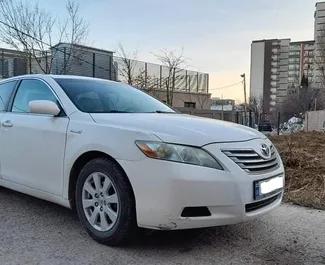 Hybride motor van 2,4L van Toyota Camry 2007 te huur in Tbilisi.