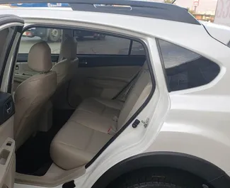 Interieur van Subaru XV te huur in Georgië. Een geweldige auto met 5 zitplaatsen en een Automatisch transmissie.