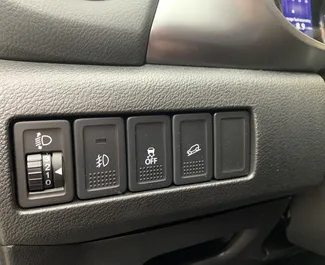 Interieur van Suzuki Vitara te huur in Georgië. Een geweldige auto met 5 zitplaatsen en een Automatisch transmissie.