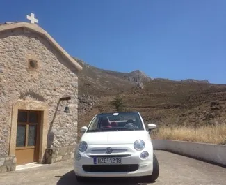 Vooraanzicht van een huurauto Fiat 500 Cabrio op Kreta, Griekenland ✓ Auto #5755. ✓ Transmissie Handmatig TM ✓ 0 beoordelingen.