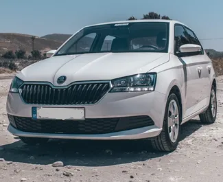 Vooraanzicht van een huurauto Skoda Fabia op Kreta, Griekenland ✓ Auto #5616. ✓ Transmissie Handmatig TM ✓ 1 beoordelingen.