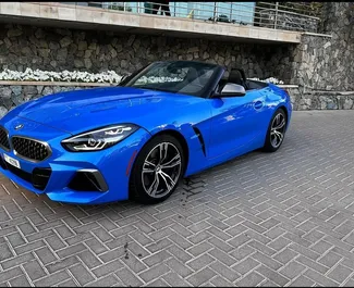 Autohuur BMW Z4 2022 in in de VAE, met Benzine brandstof en  pk ➤ Vanaf 1188 AED per dag.