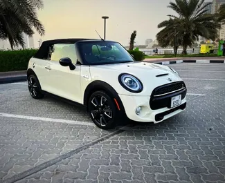 Autohuur Mini Cooper S #5654 Automatisch in Dubai, uitgerust met L motor ➤ Van Karim in de VAE.