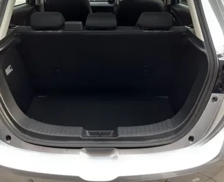 Mazda 2 2023 beschikbaar voor verhuur in Limassol, met een kilometerlimiet van onbeperkt.