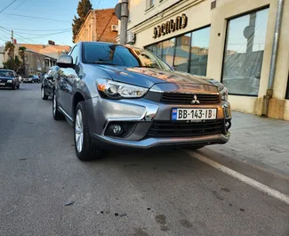 Vooraanzicht van een huurauto Mitsubishi Outlander Sport in Koetaisi, Georgië ✓ Auto #5813. ✓ Transmissie Automatisch TM ✓ 5 beoordelingen.