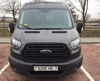 Vooraanzicht van een huurauto Ford Transit in Minsk, Wit-Rusland ✓ Auto #5837. ✓ Transmissie Handmatig TM ✓ 1 beoordelingen.