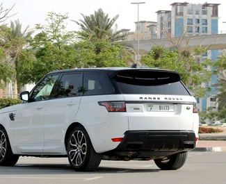 Benzine motor van 4,0L van Land Rover Range Rover Sport 2021 te huur in Dubai.