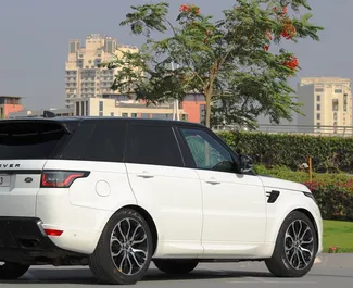 Verhuur Land Rover Range Rover Sport. Premium, Luxe, SUV Auto te huur in de VAE ✓ Borg van Borg van 2000 AED ✓ Verzekeringsmogelijkheden TPL, CDW.