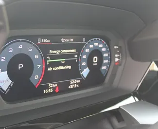 Audi A3 Sedan 2023 beschikbaar voor verhuur in Dubai, met een kilometerlimiet van 250 km/dag.