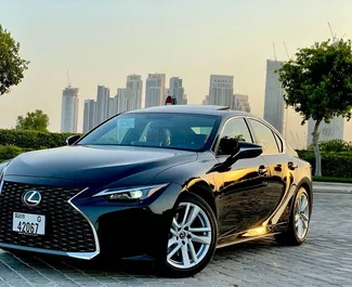 Vooraanzicht van een huurauto Lexus IS300 in Dubai, Verenigde Arabische Emiraten ✓ Auto #6152. ✓ Transmissie Automatisch TM ✓ 0 beoordelingen.