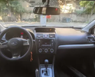 Benzine motor van 2,0L van Subaru Crosstrek 2014 te huur in Tbilisi.