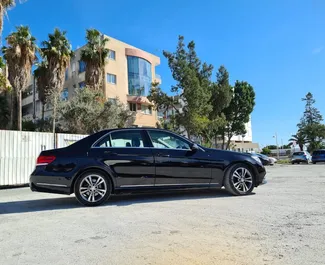 Autohuur Mercedes-Benz E-Class 2015 in in Cyprus, met Diesel brandstof en 200 pk ➤ Vanaf 70 EUR per dag.