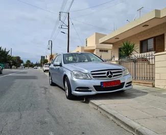 Vooraanzicht van een huurauto Mercedes-Benz C-Class in Limassol, Cyprus ✓ Auto #5921. ✓ Transmissie Automatisch TM ✓ 0 beoordelingen.