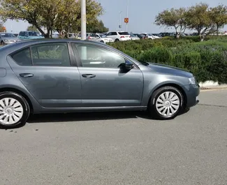 Autohuur Skoda Octavia #3888 Automatisch in Limassol, uitgerust met 1,6L motor ➤ Van Leo in Cyprus.