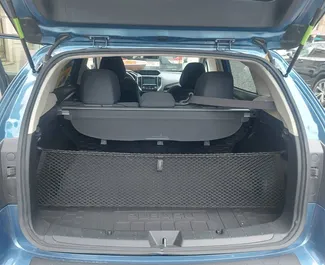 Interieur van Subaru Crosstrek te huur in Georgië. Een geweldige auto met 5 zitplaatsen en een Automatisch transmissie.