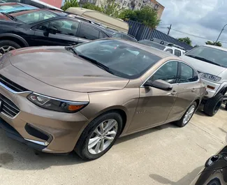 Vooraanzicht van een huurauto Chevrolet Malibu in Koetaisi, Georgië ✓ Auto #5425. ✓ Transmissie Automatisch TM ✓ 0 beoordelingen.