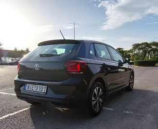 Volkswagen Polo 2019 beschikbaar voor verhuur in Thessaloniki, met een kilometerlimiet van onbeperkt.