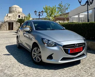 Vooraanzicht van een huurauto Mazda Demio in Limassol, Cyprus ✓ Auto #6396. ✓ Transmissie Automatisch TM ✓ 0 beoordelingen.