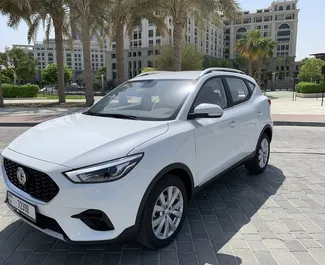 Vooraanzicht van een huurauto MG ZS in Dubai, Verenigde Arabische Emiraten ✓ Auto #4870. ✓ Transmissie Automatisch TM ✓ 0 beoordelingen.