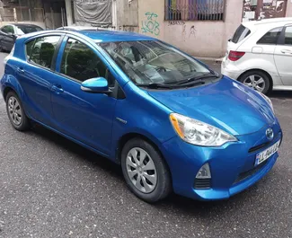 Autohuur Toyota Prius C #6572 Automatisch in Tbilisi, uitgerust met 1,5L motor ➤ Van Levani in Georgië.