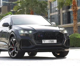 Autohuur Audi RS Q8 2022 in in de VAE, met Benzine brandstof en 591 pk ➤ Vanaf 950 AED per dag.