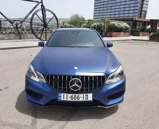 Autohuur Mercedes-Benz E-Class #6638 Automatisch in Tbilisi, uitgerust met 3,5L motor ➤ Van Giorgi in Georgië.