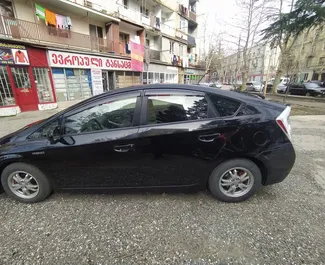 Autohuur Toyota Prius 2009 in in Georgië, met Benzine brandstof en 170 pk ➤ Vanaf 115 GEL per dag.