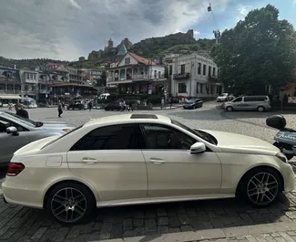 Autohuur Mercedes-Benz E-Class #6573 Automatisch in Tbilisi, uitgerust met 3,5L motor ➤ Van Dato in Georgië.