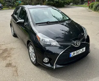 Autohuur Toyota Yaris 2014 in in Georgië, met Benzine brandstof en 106 pk ➤ Vanaf 100 GEL per dag.