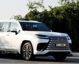 Autohuur Lexus LX570 2023 in in de VAE, met Benzine brandstof en 409 pk ➤ Vanaf 1100 AED per dag.