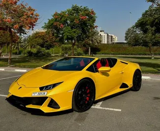 Vooraanzicht van een huurauto Lamborghini Huracan Evo Cabrio in Dubai, Verenigde Arabische Emiraten ✓ Auto #6802. ✓ Transmissie Automatisch TM ✓ 0 beoordelingen.