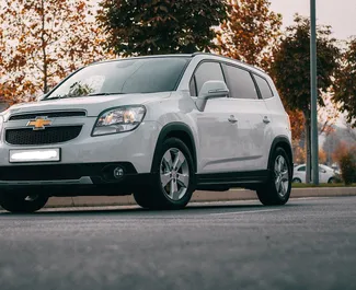 Vooraanzicht van een huurauto Chevrolet Orlando in Tasjkent, Oezbekistan ✓ Auto #6835. ✓ Transmissie Automatisch TM ✓ 0 beoordelingen.