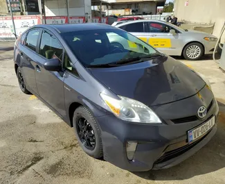 Autohuur Toyota Prius #5731 Automatisch op de luchthaven van Koetaisi, uitgerust met 1,8L motor ➤ Van Nika in Georgië.