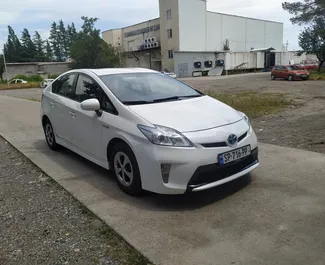 Autohuur Toyota Prius 2012 in in Georgië, met Benzine brandstof en 170 pk ➤ Vanaf 115 GEL per dag.