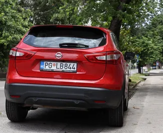 Diesel motor van 1,6L van Nissan Qashqai 2016 te huur in Podgorica.